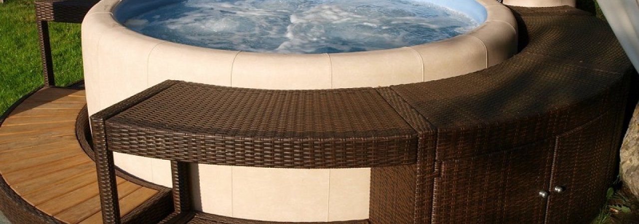 Ratanové obložení